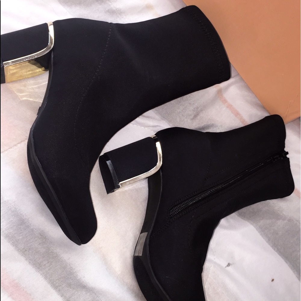 Brand new Low top heels